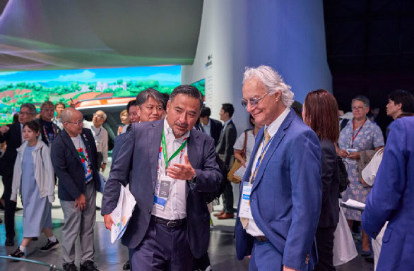 Leaders in Sustainable Fuels and Hydrogen Energy Visit MOL Exhibit at Expo 2025, Osaka Kansai