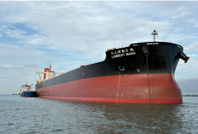 MOL Capesize Bulker’s 1st Biofuel Voyage Underway for Anglo American